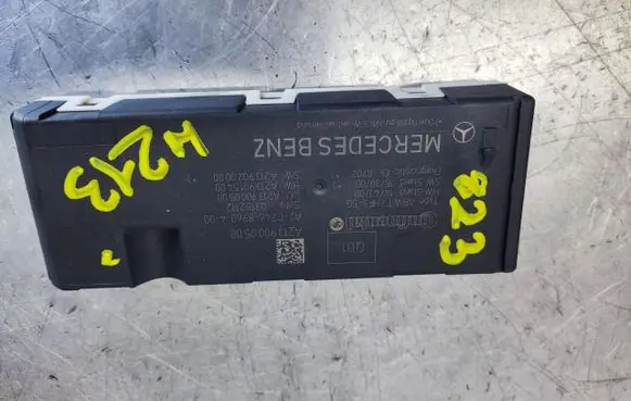 Mercedes-Benz E W213 Tailgate/trunk control unit/module A2139000500