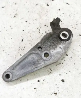 Opel Corsa E Gearbox mounting bracket 13130723 3130723
