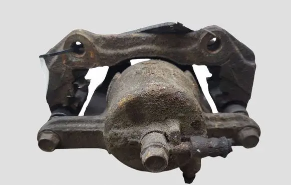 Suzuki Grand Vitara II Front brake caliper