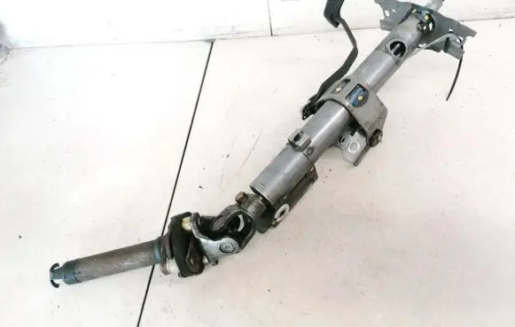 Toyota Avensis Verso Steering wheel axle 00000179 CG80