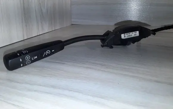 Mercedes-Benz C W203 Cruise control stalk 2035451124