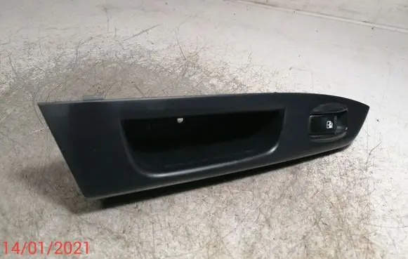 Hyundai Getz Electric window control switch 935801C010