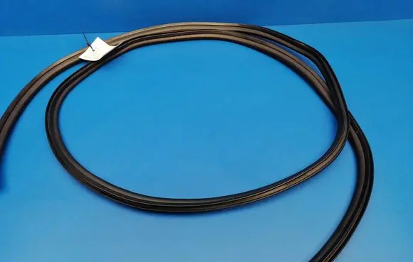 BMW 5 GT F07 Engine compartment rubber 