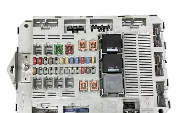 Jaguar XF Fuse module 7370011040 9X2314D645AA BCMBA12247794