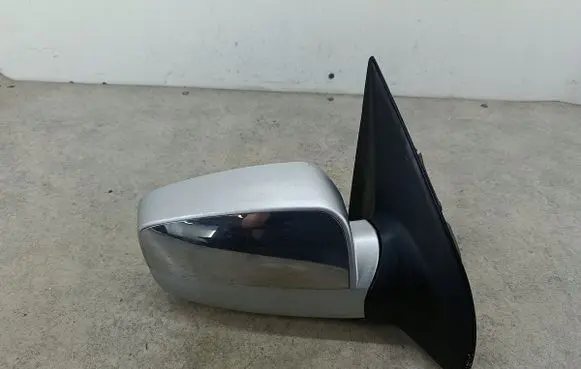KIA Sorento Front door electric wing mirror 