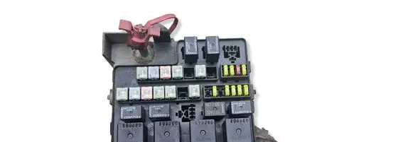 Chrysler Sebring (ST-22 - JR) Fuse box set P05087252AC