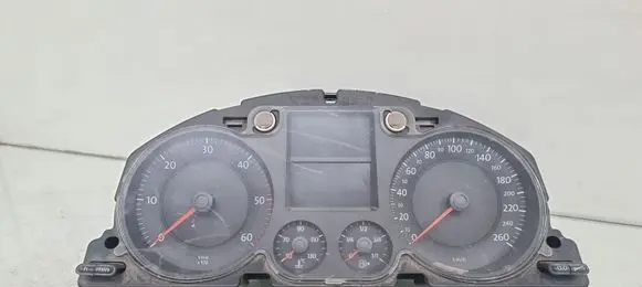 Speedometer (instrument cluster)