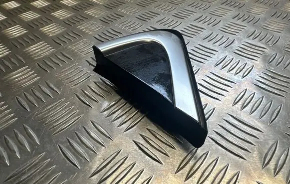 KIA Sportage Fender end trim 86180D9000