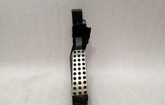 Mercedes-Benz CLS AMG C219 Accelerator throttle pedal A1713000004