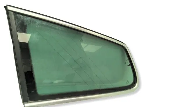 Volkswagen PASSAT B7 Rear side window 3AF845297 43R001108 E000184