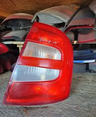 Skoda Fabia Mk1 (6Y) Rear/tail lights 6Y6945096B 6Y6945112B