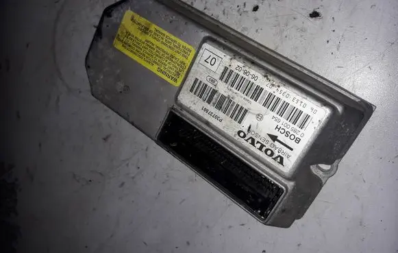 Volvo XC90 Airbag control unit/module 0285001654