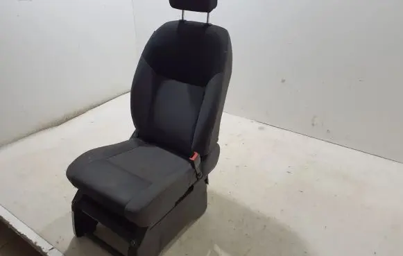 Nissan NV200 Front passenger seat 