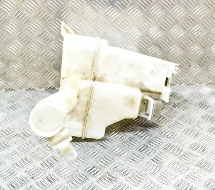 Subaru Legacy Windshield washer fluid reservoir/tank E4010023 HLC20014