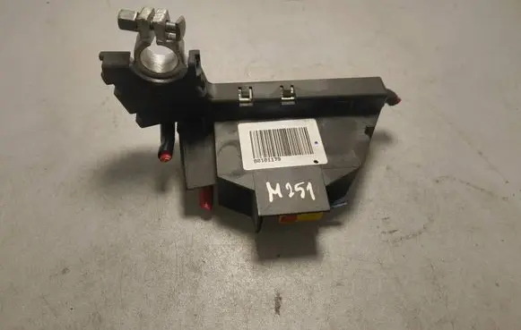 Audi A5 8T 8F Positive wiring loom B0101179