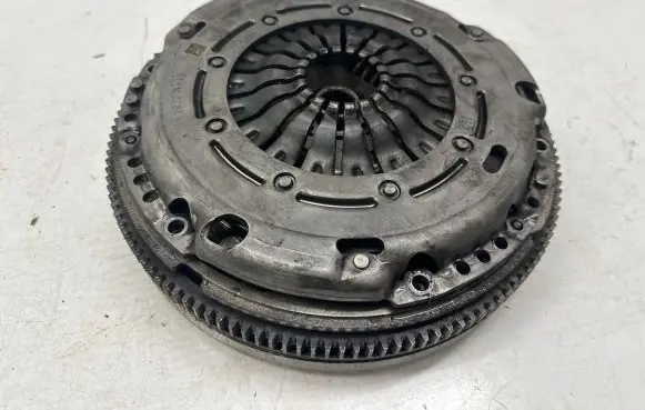 Skoda Kamiq Clutch set kit 05E105266B 04E141016J