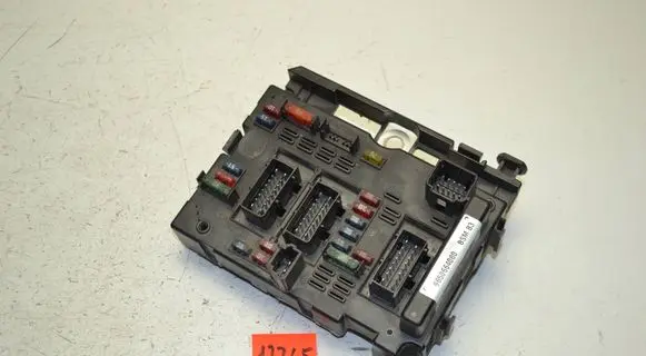 Peugeot 307 BSM Control unit 9650664080 BSMB3 33610799