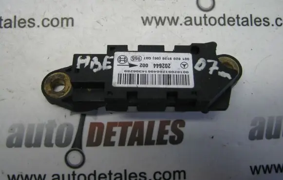 Mercedes-Benz E W211 Airbag deployment crash/impact sensor A0018209126