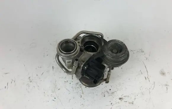 BMW X6 E71 Turbo 7576985 PJB01276 82171902