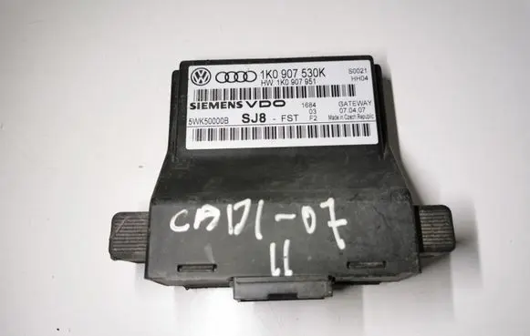 Volkswagen Caddy Other control units/modules 1K0907530K 1K0907951