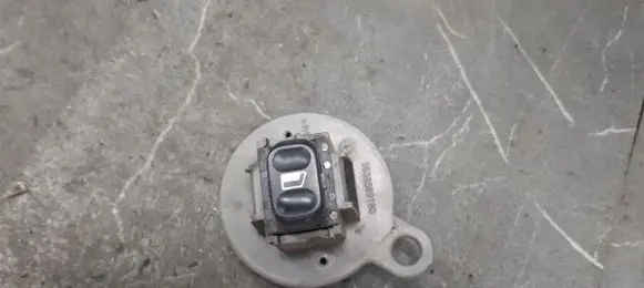 Citroen Xsara Picasso Quarter vent window switch 9638569180