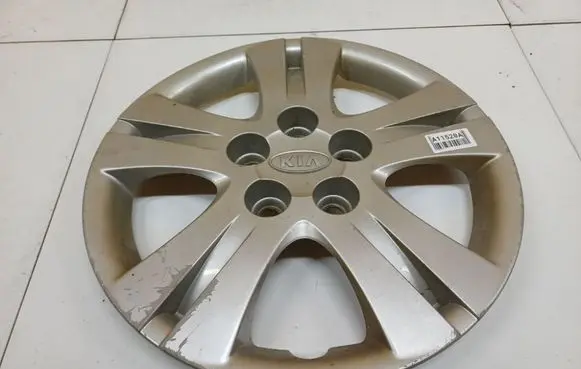KIA Ceed R16 wheel hub/cap/trim 529601H100