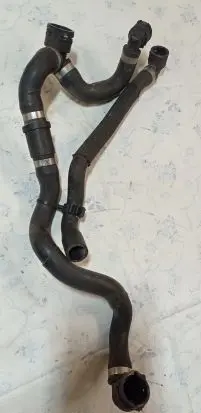 Mercedes-Benz S W222 Engine coolant pipe/hose