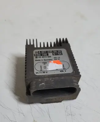 Mercedes-Benz CL C215 Coolant fan relay A0275456432 898974000