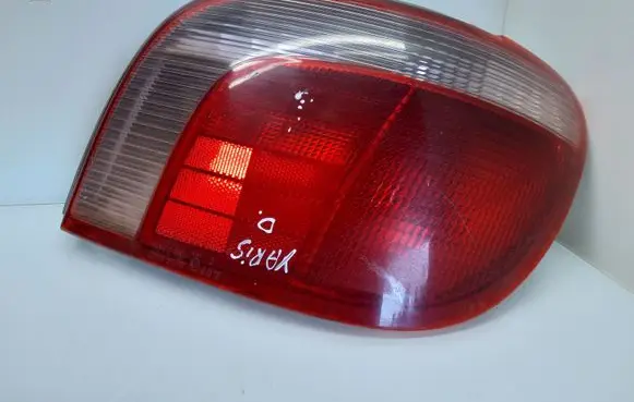 Toyota Yaris Rear/tail lights