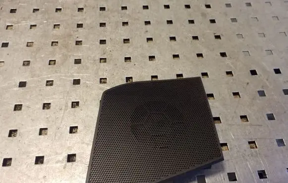 Side speaker trim/cover