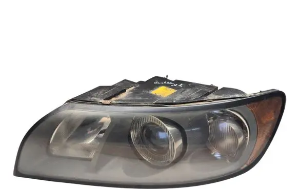 Volvo V50 Headlight/headlamp 30698885 0301198011