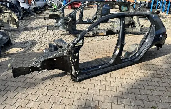 Volkswagen Golf VIII Front side member VW26110