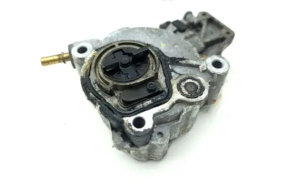 Citroen C-Crosser Vacuum pump