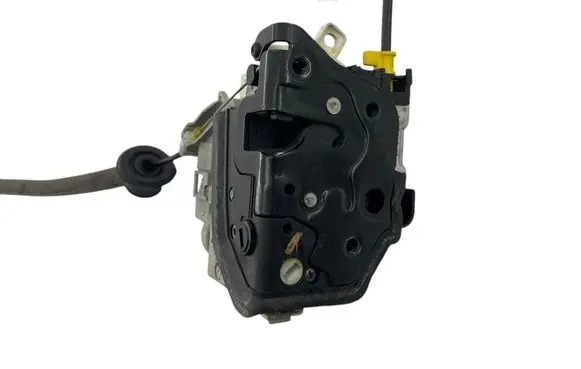 Audi A5 Sportback 8TA Rear door lock 8K0839015C