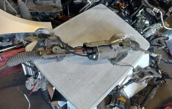 Volkswagen Golf VII Steering rack 5Q1423051BB