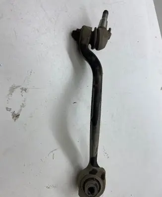 Mercedes-Benz E W212 Front lower control arm/wishbone 2120323