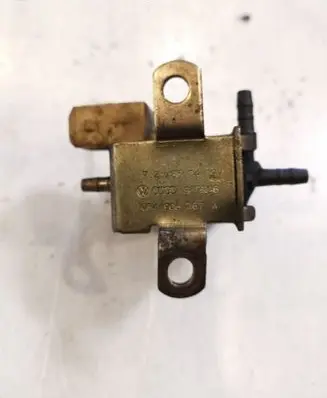 Volkswagen Golf IV Turbo solenoid valve 054906267A 72148304