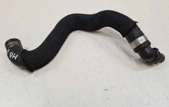 Mercedes-Benz E W211 Engine coolant pipe/hose