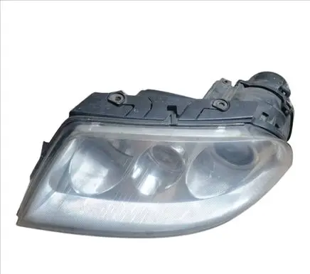 Volkswagen PASSAT B5.5 Headlight/headlamp 3B7941017M