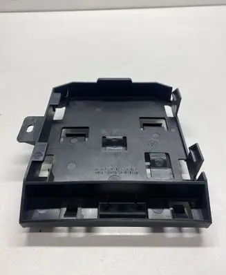 Chevrolet Camaro Engine control unit holder 92241772