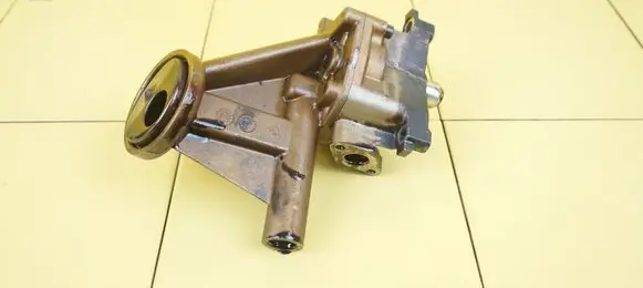 Volkswagen Touareg I Oil pump 022115153B BMV