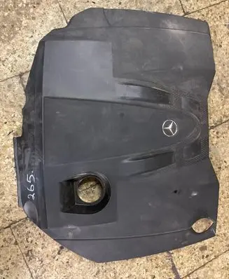 Mercedes-Benz C W204 Engine cover (trim) A6460101167