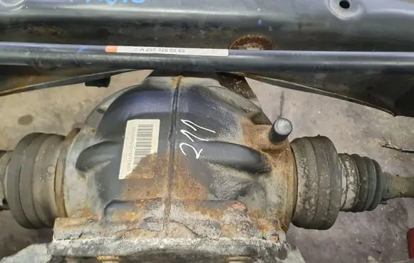Mercedes-Benz C W205 Rear differential 2053502602 A2043510508
