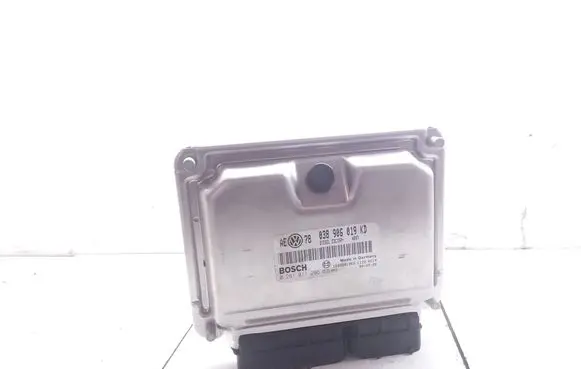 Volkswagen PASSAT B5.5 Engine control unit/module 038906019KD 0281011205