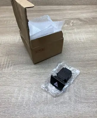 Hyundai Tucson IV NX4 Hazard light switch 93790N7000 UAYQH