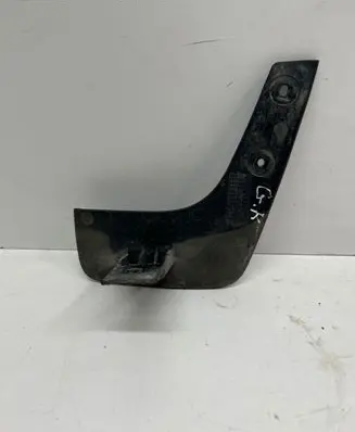 Nissan Note (E12) Rear mudguard 