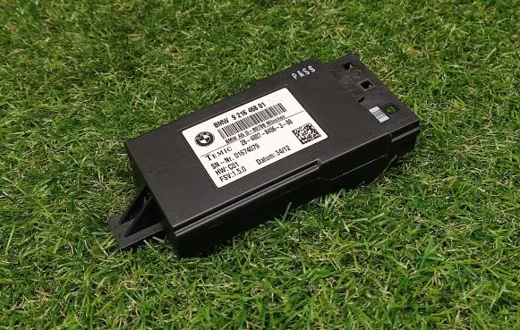 BMW 3 F30 F35 F31 Seat heating relay 9216468 921646801
