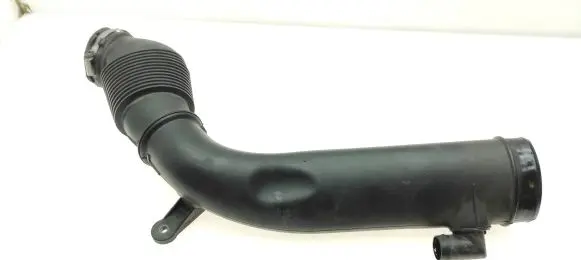 Land Rover Evoque I Air intake hose/pipe BJ329C620CB 1075134S01