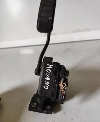 Opel Movano A Accelerator throttle pedal 6PV00811904 7700314525