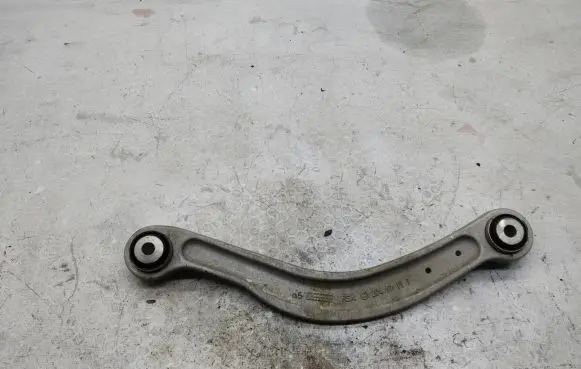 Mercedes-Benz C W205 Rear upper control arm/wishbone 20407